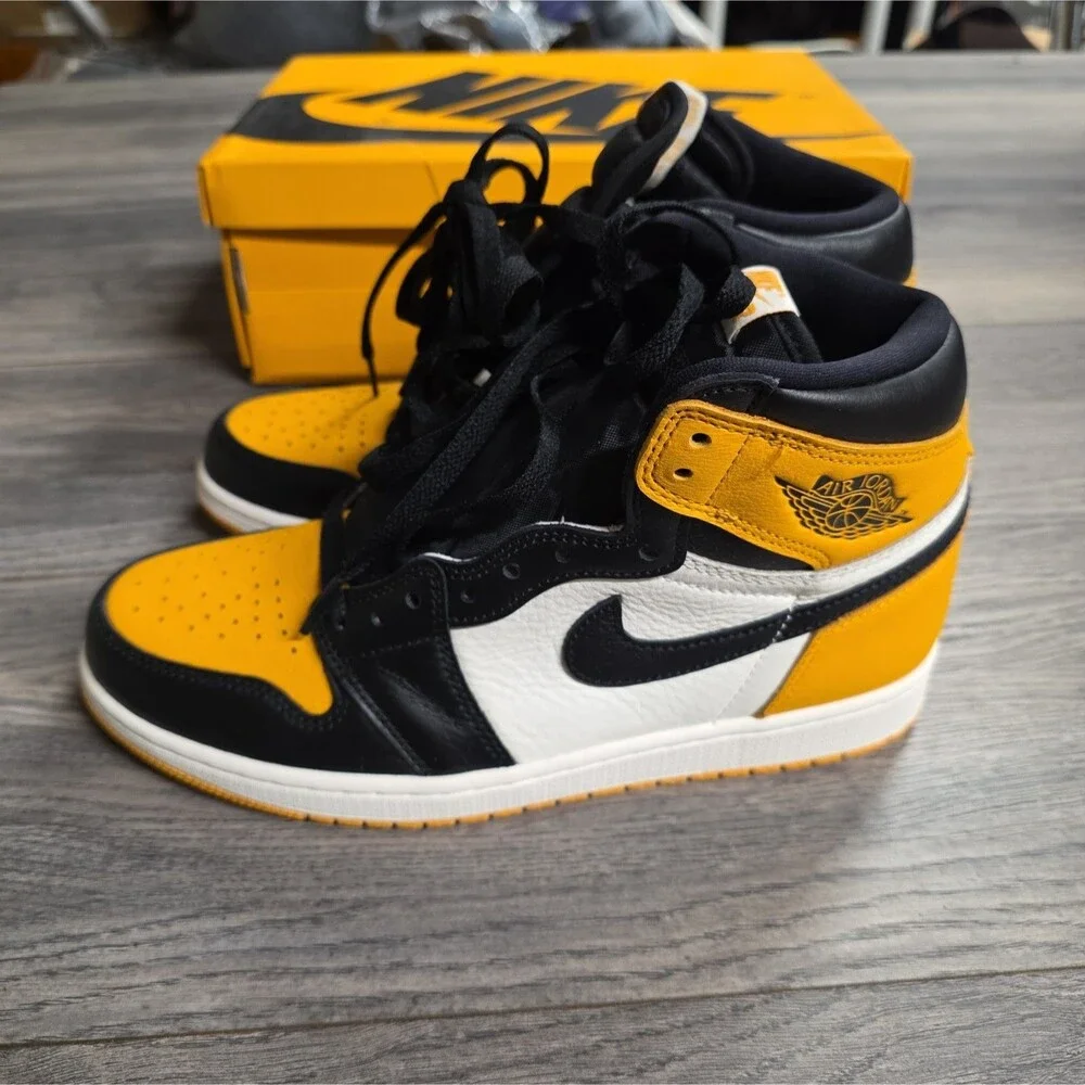 Nike Air Jordan 1 Retro High OG Taxi/Black Sail Mens Size 9